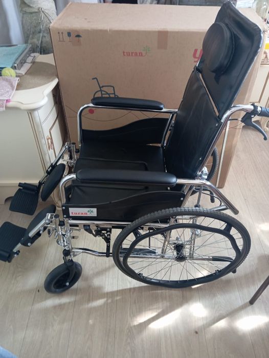 Инвалидное новое кресло коляска