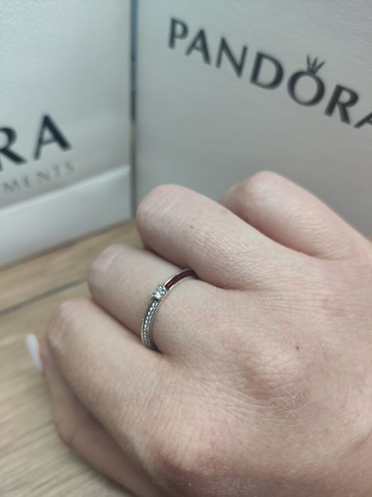 Серебряное кольцо бренд Пандора