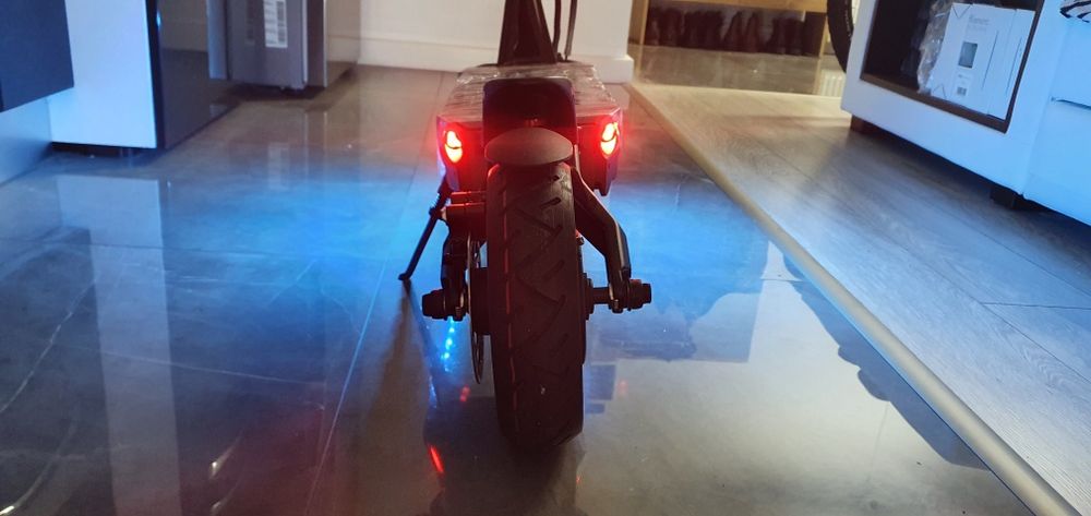 Trotineta Kaabo Mantis Pro