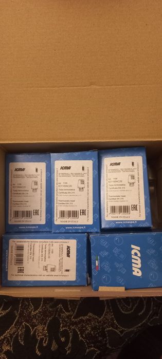 Set Robineti tur 3/8 cu cap termostatic