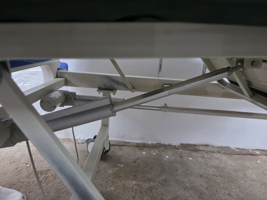 Pat spital electric cu telecomanda