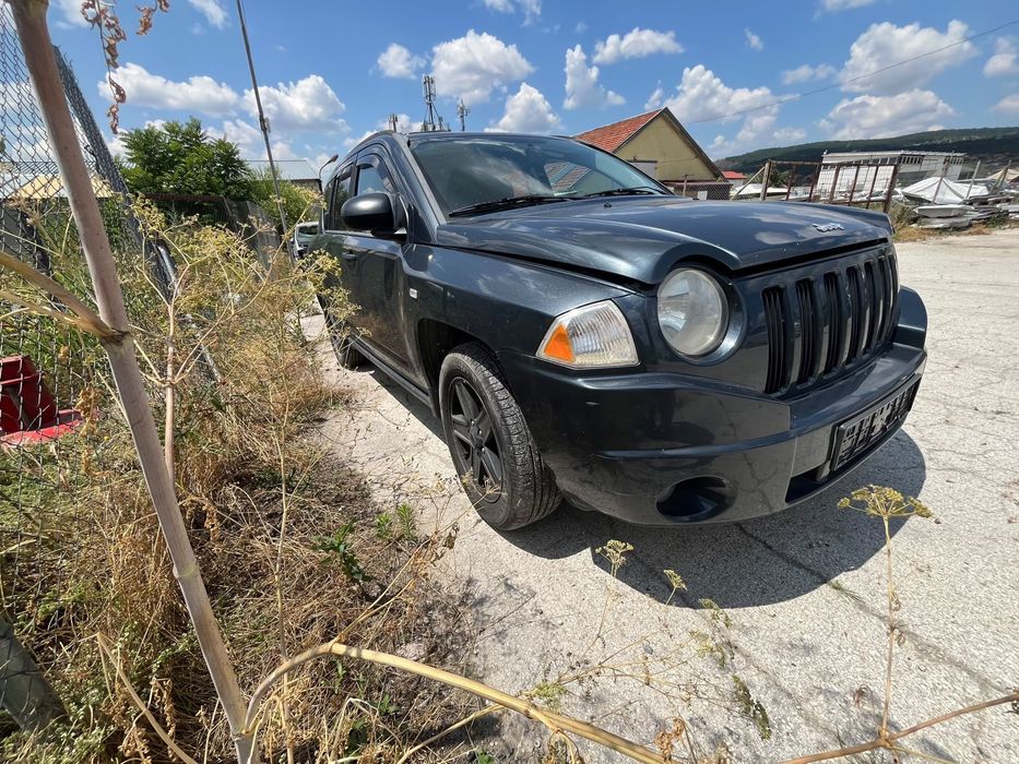 На части Jeep Cherokee 2.0tdi CRD Джип Чароки код BKD 140кс 2005год ръчка патерица KJ