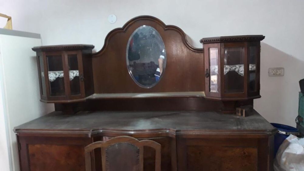 Vând mobila veche (peste 100 de ani)