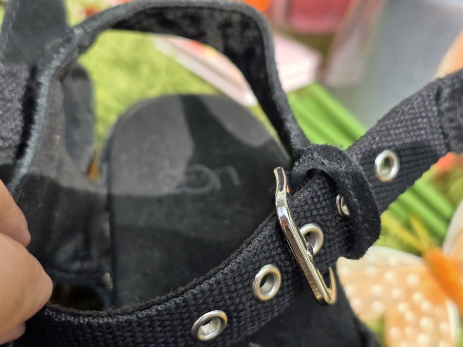 UGG оригинални сандали N38