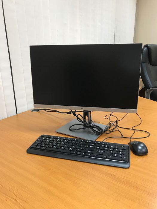 Компютър с монитор HP