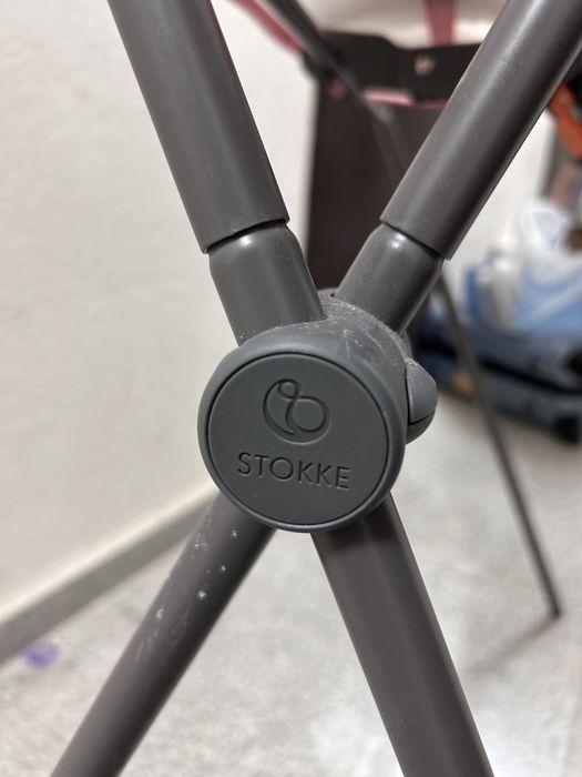 Ванночка со стойкой Stokke