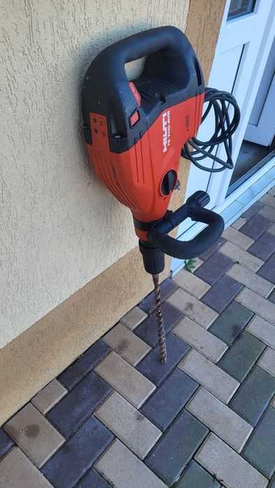 Demolator profesional Hilti TE 700 AVR