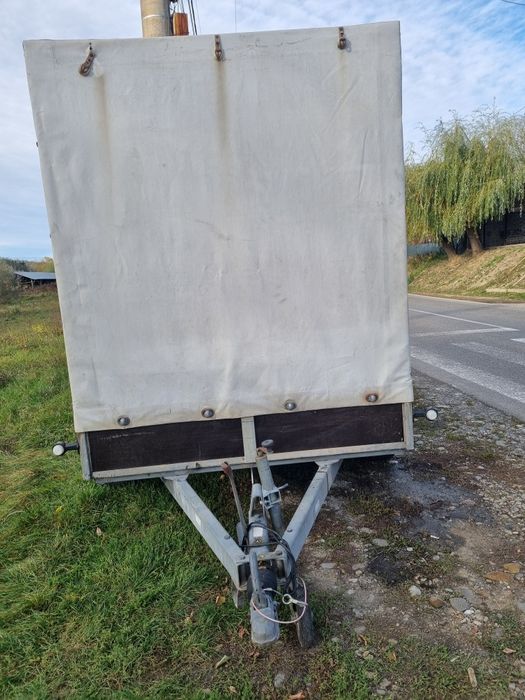 Vand remorca model flamingo