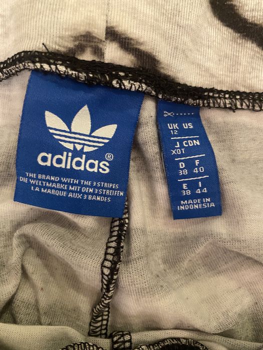 Дамски дънки и клин адидас