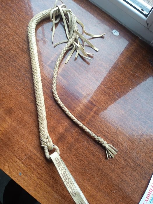 Прдам қамшы новый