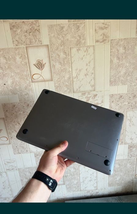 Kompyuter Chuwi noutbuk