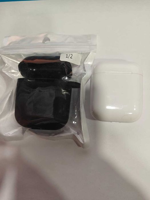 Продам наушники airpods 1 ( оригинал )