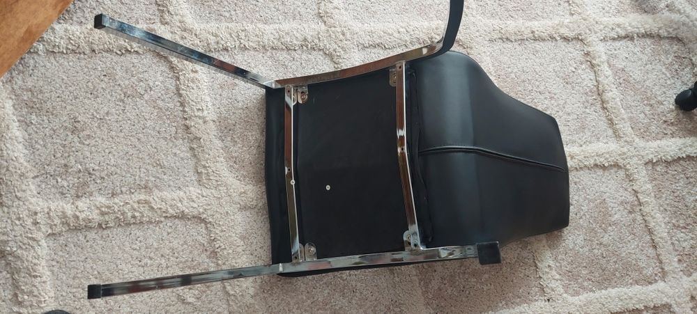 Scaun piele ecologica