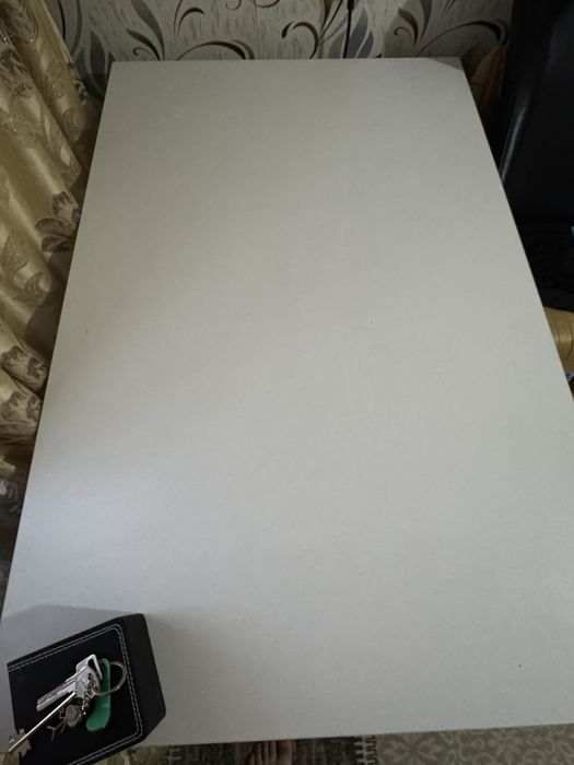 Продам стол в отличном состоянии