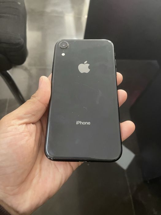Iphone Xr 64 gb.