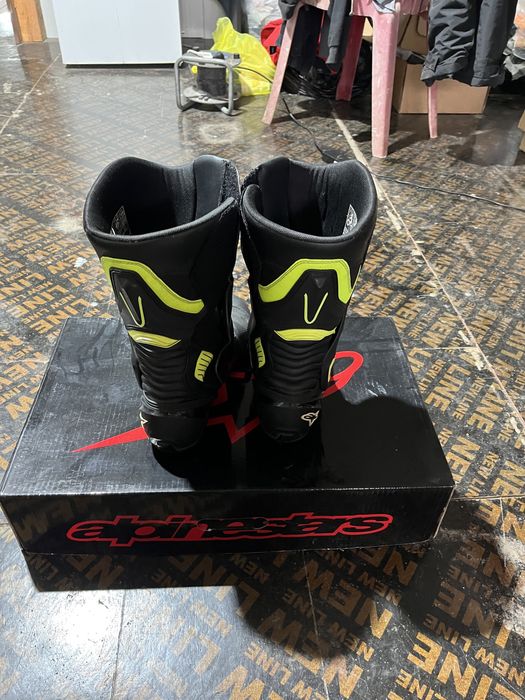 Мото екип и мото ботуши