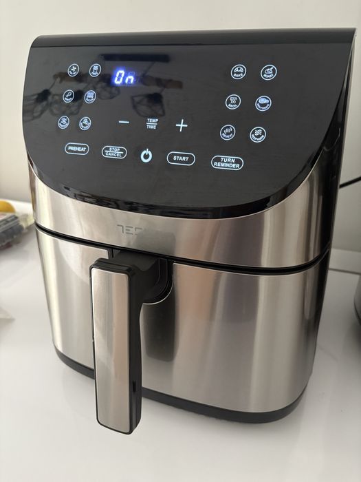 Tesla Friteuza aer cald AF701BX