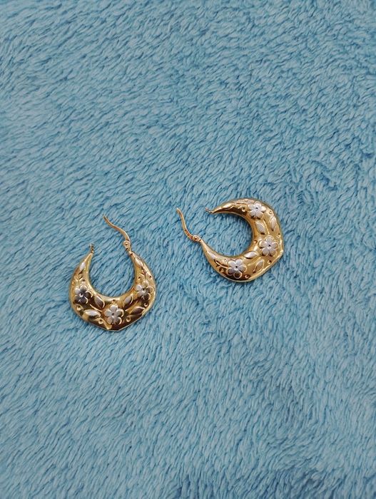 Золото продам 160000