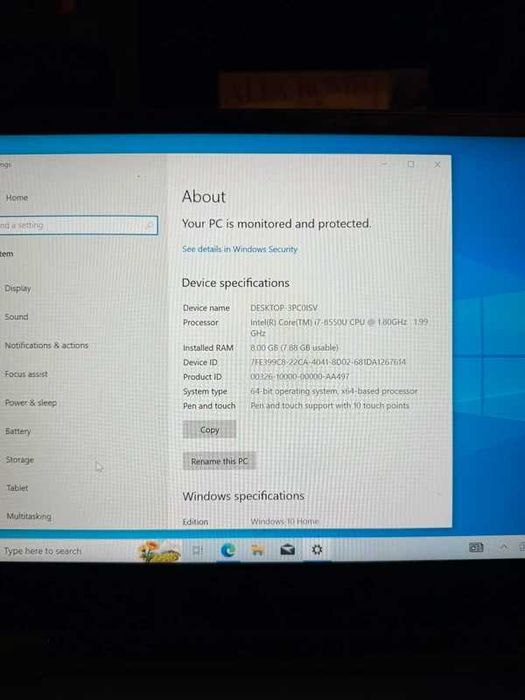 Laptop 2 in 1 Lenovo YOGA 530 cu procesor Intel i7-8550U