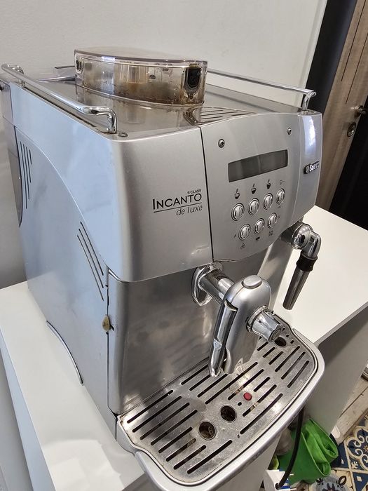 Кафемашина Saeco Incanto Deluxe