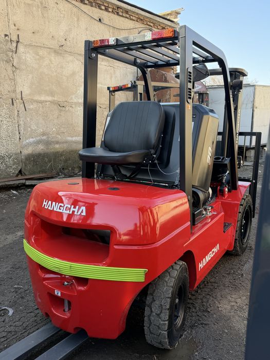 Вилочный погрузчик кара автокара