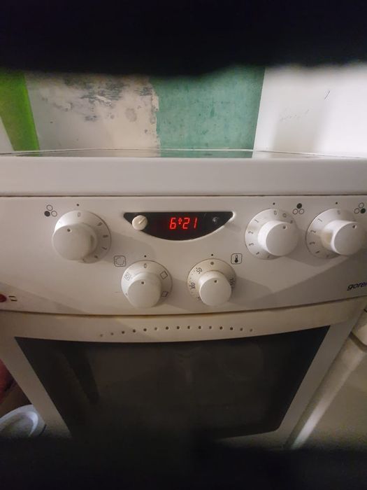 Электро печь фирма gorenje