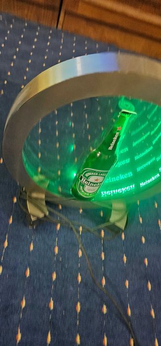 reclama luminoasa la bere heinken