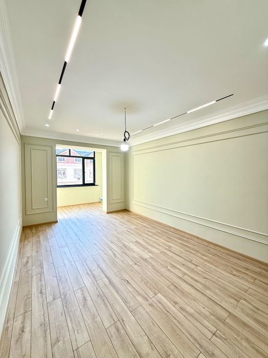 Яшнабад улица Иззат Новостройке продается квартира 3/7/8  90м2