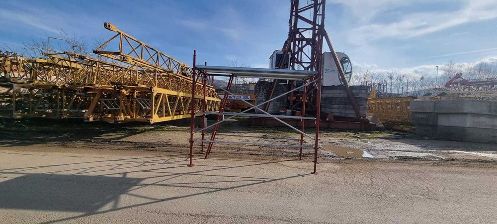 Schela metalica pentru fatada model Italia cu pasul de 1,8 m