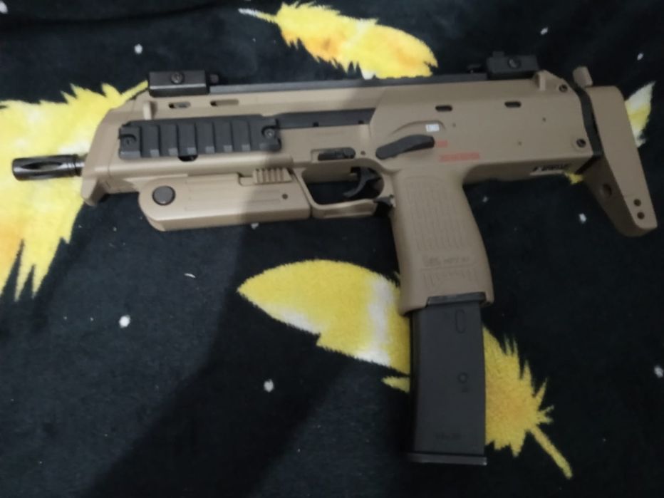 Pușcă airsoft MP7A1 Tokyo Marui Gas blow back