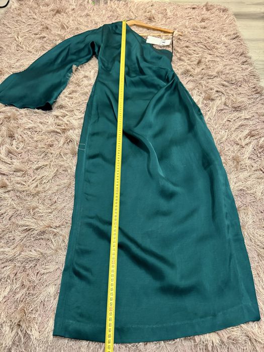 Rochie elegantă de seară verde smarald satinata Zara mărimea M