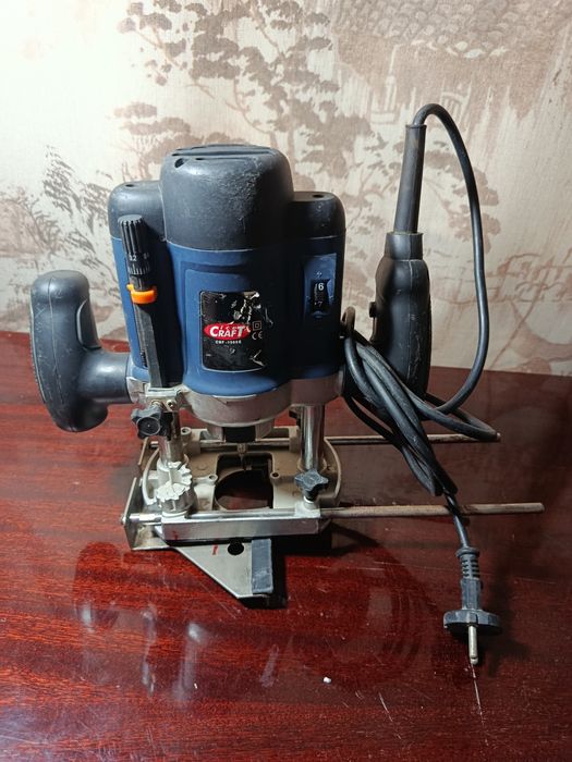 Фризерная машина ручная.