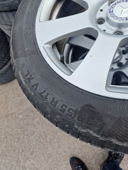 Гуми с Джанти за Mercedes S class w221 235/55 R17 Continental 2018