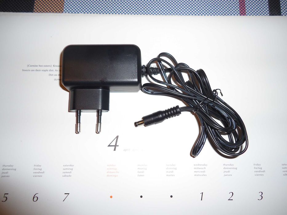 Захранващ адаптер ELEMENTECH - 18V