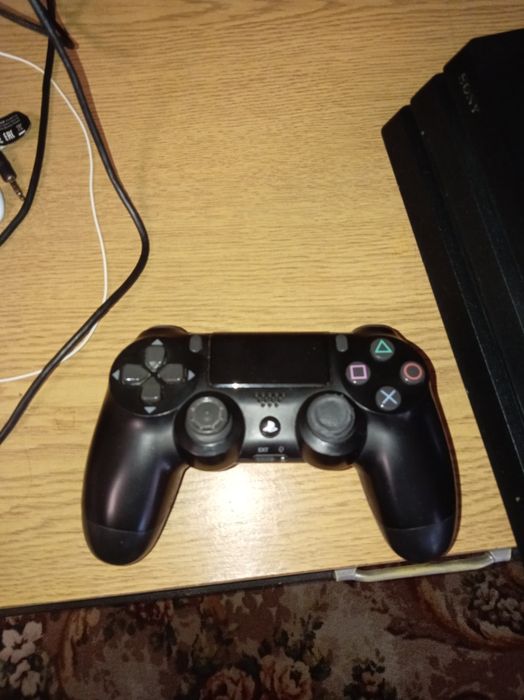 Playstaion 4 pro 1tb