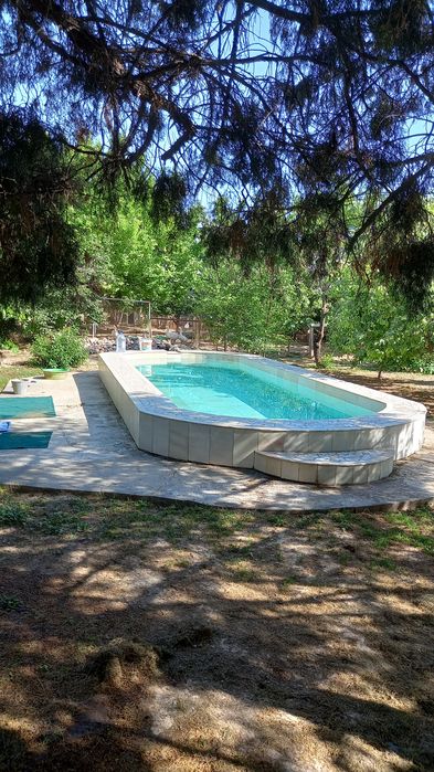 Подаётся дом. Рядом с парком " Янги Ташкент". На берегу Чирчика.