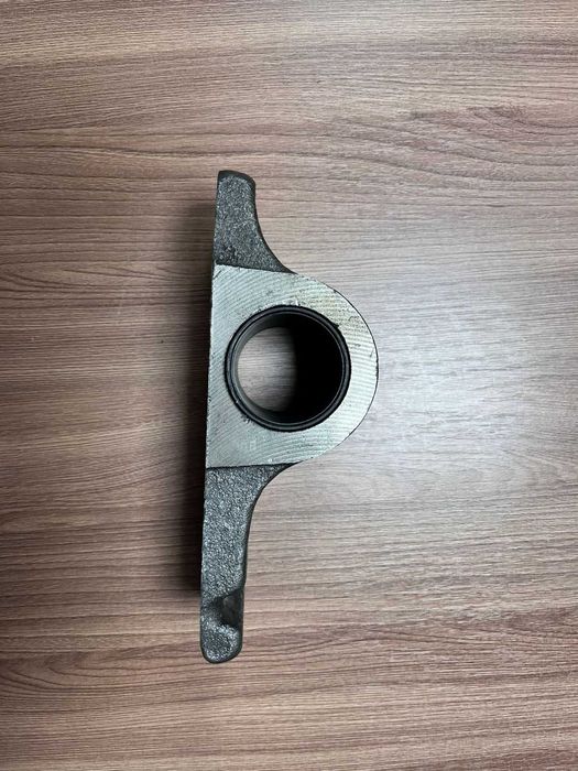 Ушко рессоры на прицепы Нефаз, Сзап.