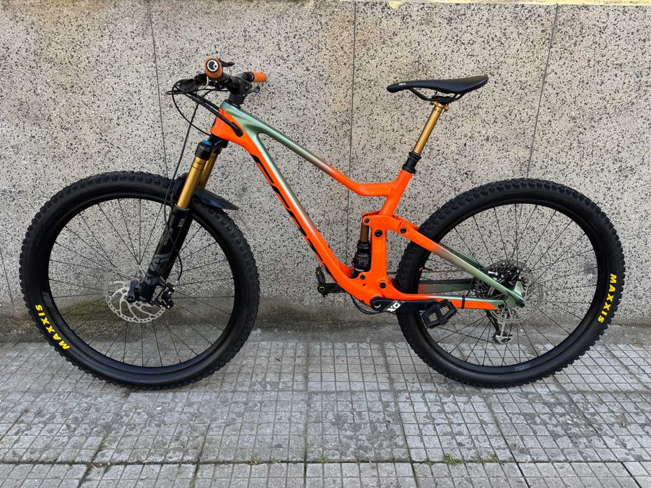 Scott Genius 900 tuned 29''/Sram X0/All Fox kashima/FOX 34 Float Factory 150mm