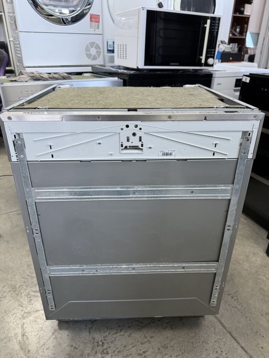 Съдомиялна машина за вграждане MIELE 60см, 3бр кошници,