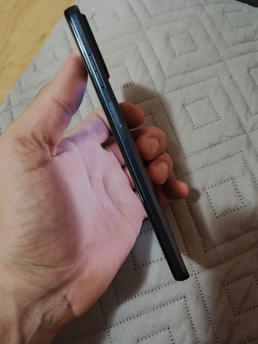 Motorola E22 64GB 4GB RAM sticla fisurată