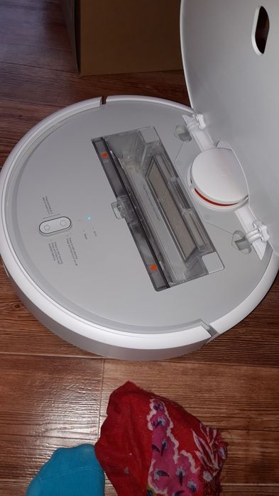 Робот пылесес  Xiaomi