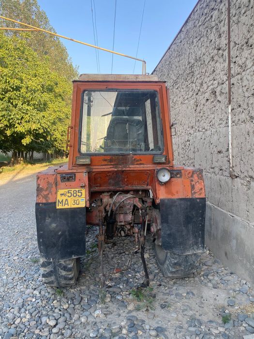 Traktor T25 sotiladi