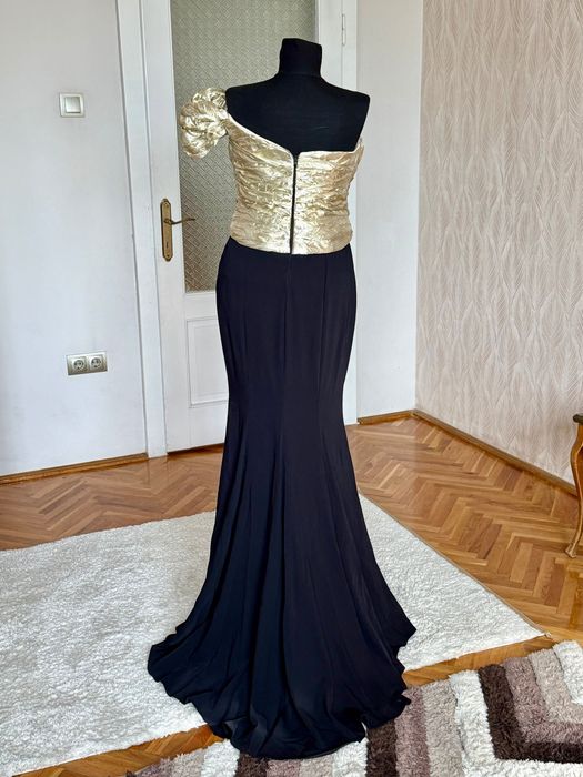 Rochie superbă M, negru cu auriu