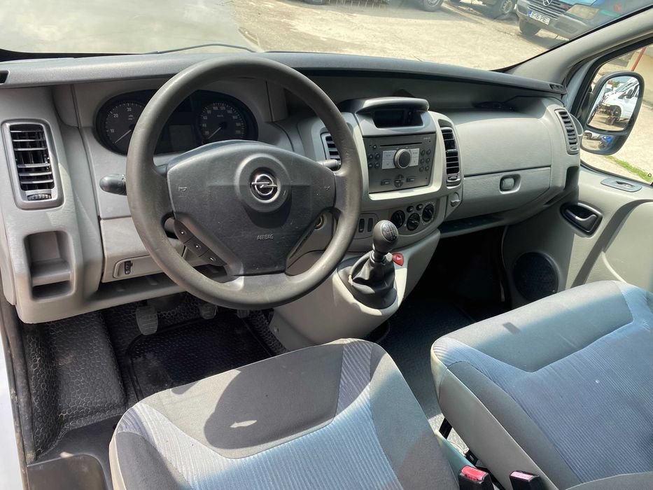 DEZMEMBREZ PIESE Opel VIVARO VAN 1.9 DTI 101 cp si 2.0 CDTI 114 cp 2008 Renault TRAFIC