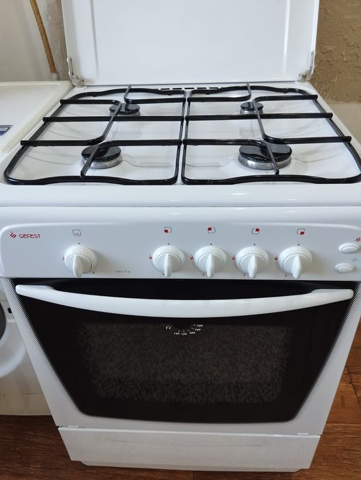 Продам газ плиту GEFEST!