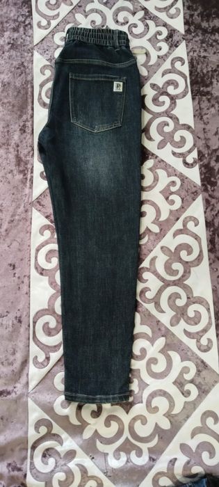 Продам джинсы мужские