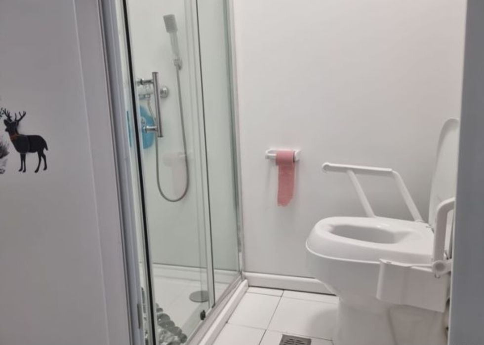 Centru de Asistență și Îngrijire Bătrâni