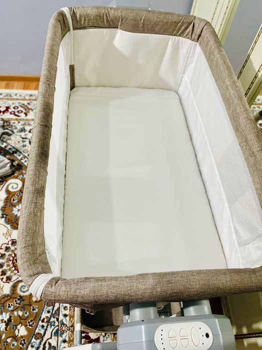 Продам приставную кровать-манеж