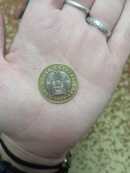 Коллекционные монеты 100 тенге