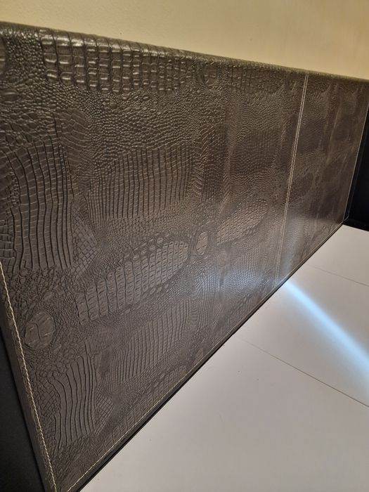 Спалня за матрак 180/200